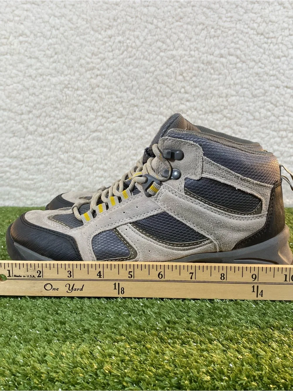 Denali Clearwater Hiking Boots Women's Size 8 Grey Black Suede HW40298AS